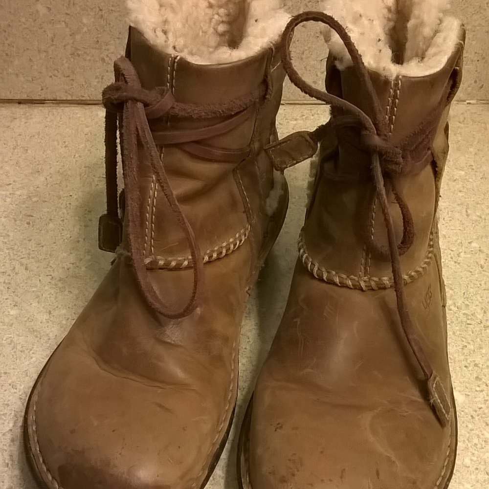 UGG short fleece lined boots